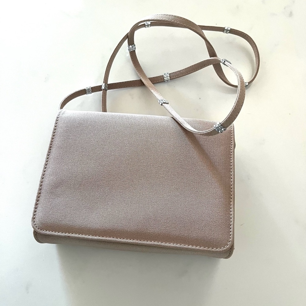STUART WEITZMAN•taupe evening crossbody bag EUC
